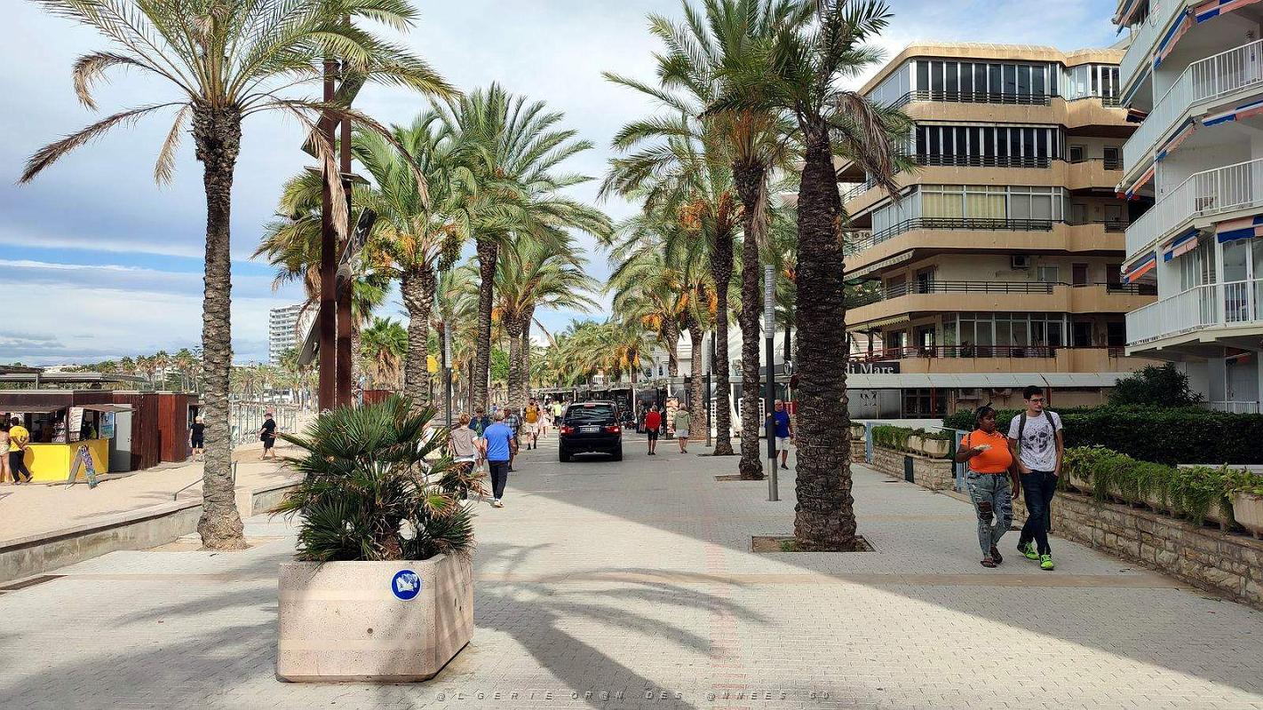 Salou - Plage du Levant et Passeo Jacques 1er - 013.jpg
